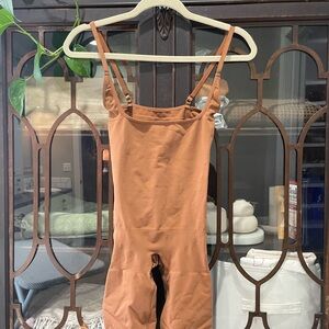 SKIMS Tan Bodysuit